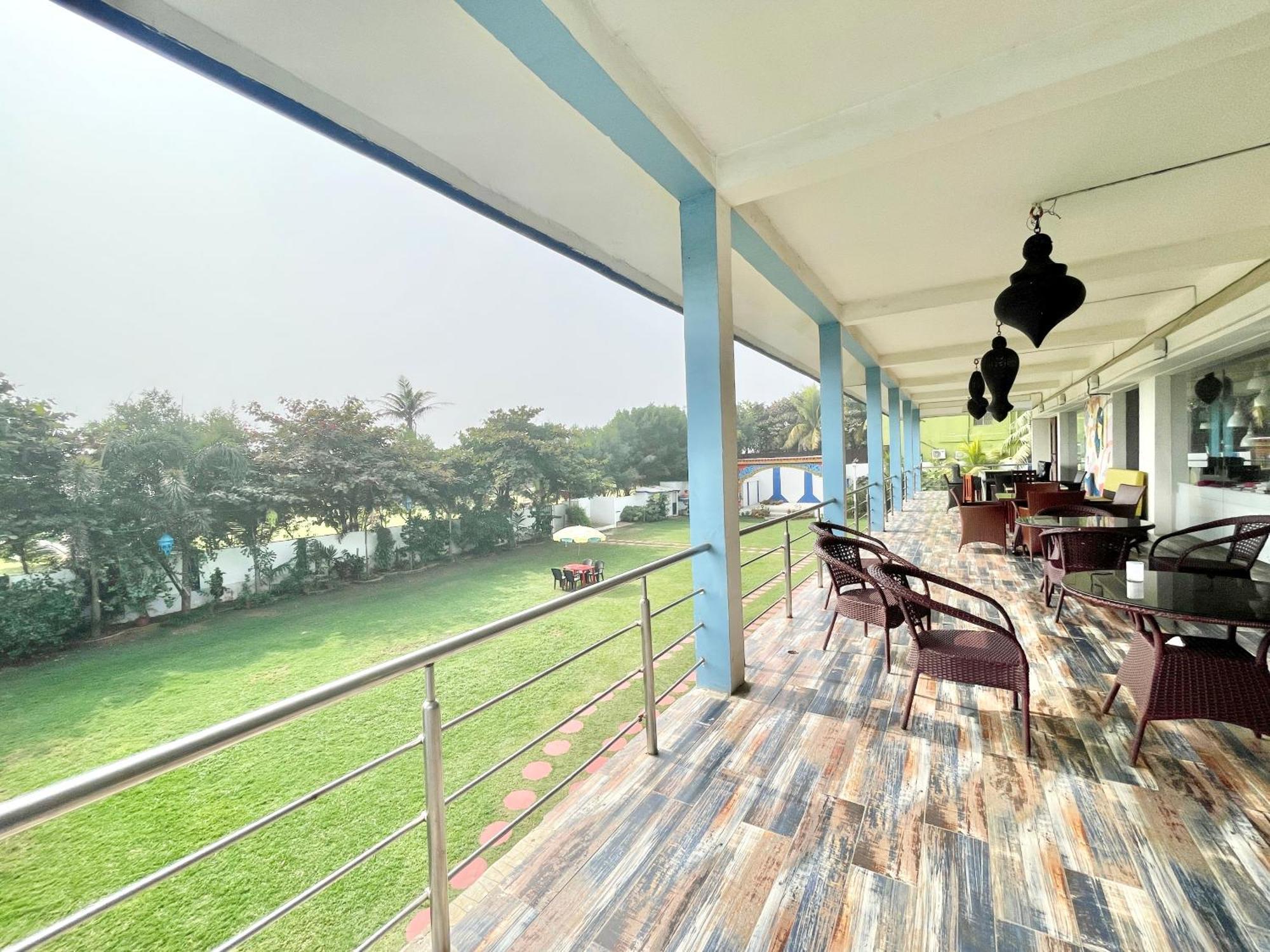 Hotel V-I Near Sea , Puri Private-Park -Gym-Spa Fully-Airconditioned-Hotel Lift-And-Parking-Facilities Breakfast-Included 外观 照片