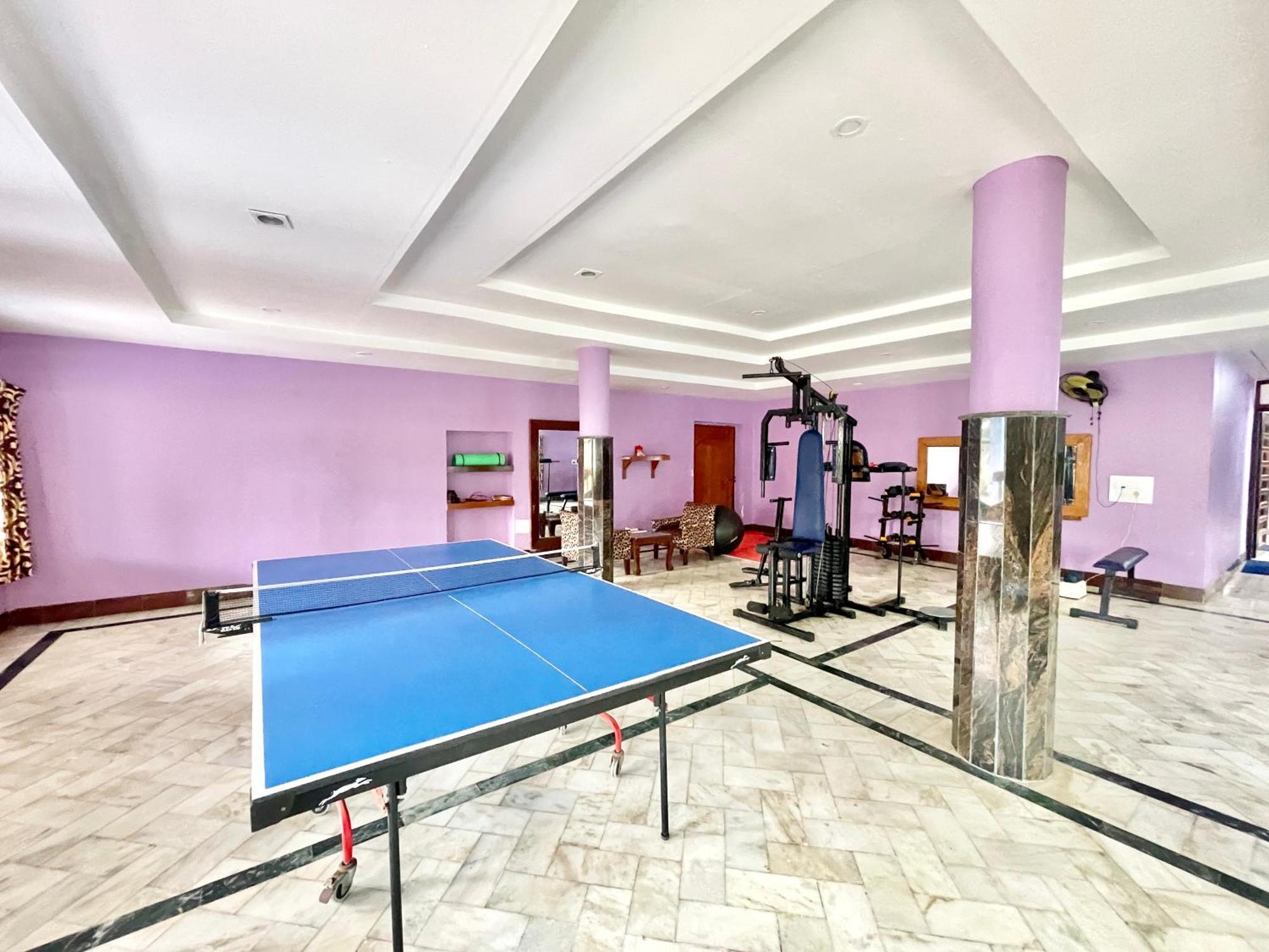 Hotel V-I Near Sea , Puri Private-Park -Gym-Spa Fully-Airconditioned-Hotel Lift-And-Parking-Facilities Breakfast-Included 外观 照片